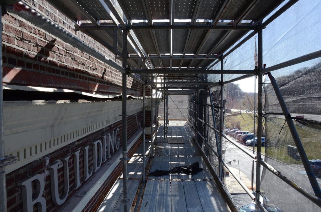 pinnacle-scaffold-scaffolding-scaffold-merian-building-de-non-union-open-shop-scaffold-rental-main-line-kop-3604